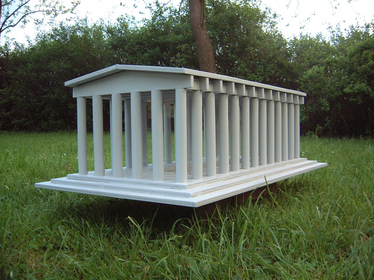 2001, Erste Modellskizze